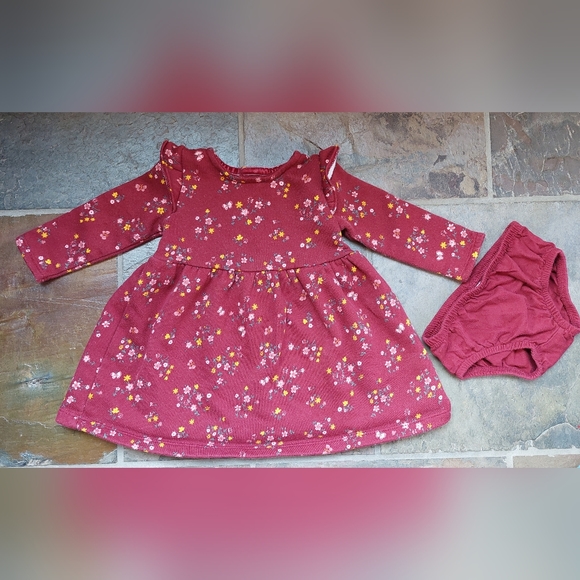 Carter's Other - Carter's Baby Girl's Dress 6M